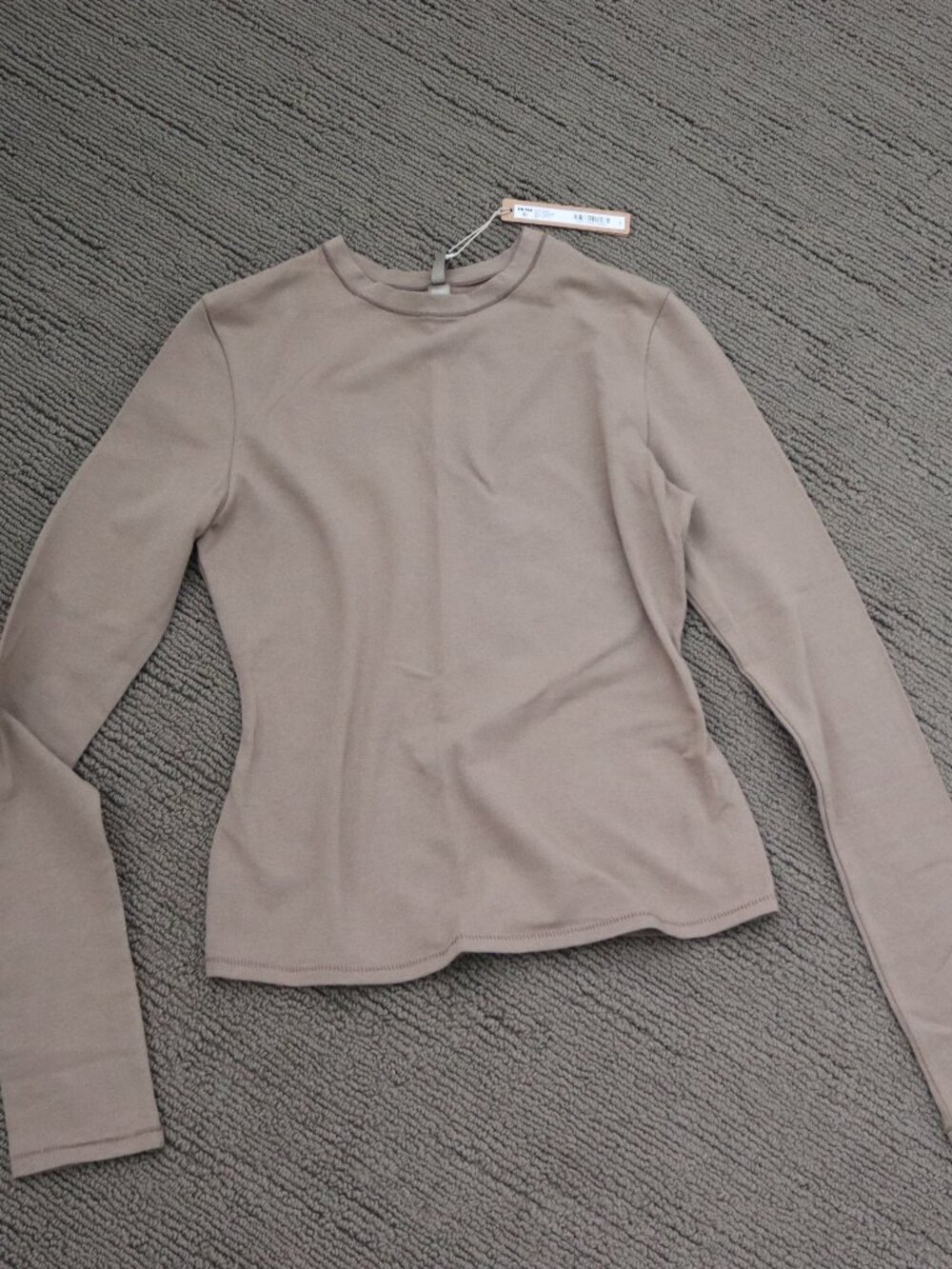 NWT Skims Cotton Jersey Long Sleeve T-shirt Truffle Size Medium - Picture 2 of 6